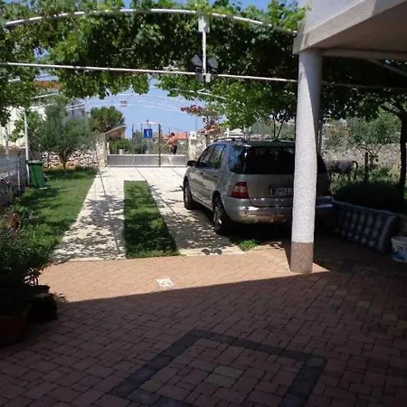 Apartment Branko Nin